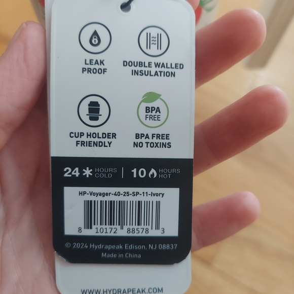 SOLD Hydrapeak Artisan Collection Strawberry Water Bottle - White - Picture 5 of 6